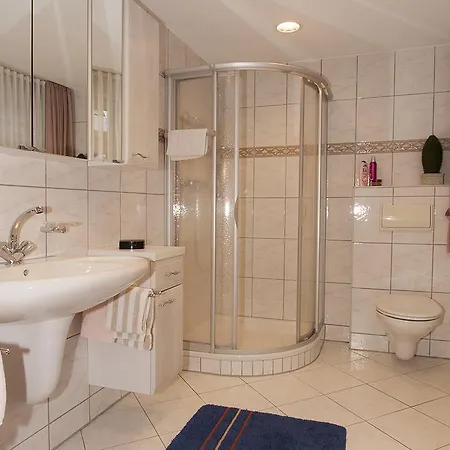 Hampel Vendégház 3*